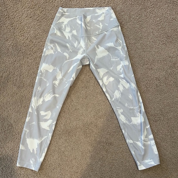 LULULEMON Athletica High-Rise Pop-White Compression Leggings - Picture 2 of 9